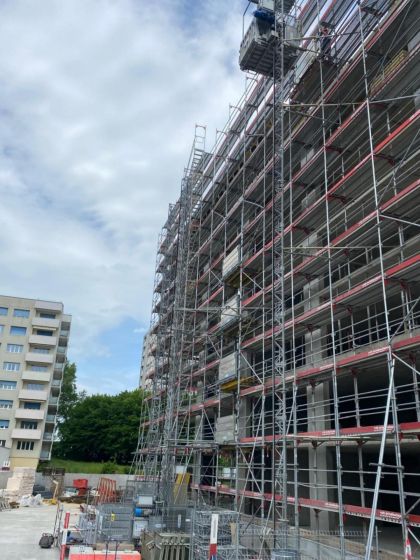 Fribourg / Fassadenaufzug MBC 1000 - mieten