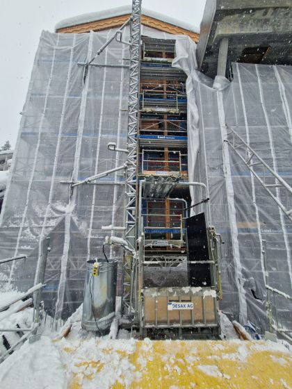 Arosa, Graubünden / Fassadenaufzug MBC 1000 - mieten 