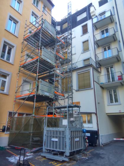 Luzern / Kombilift MBC 1000 - mieten