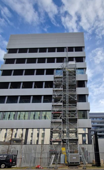 Basel / Kombilift MBC 1000 - mieten